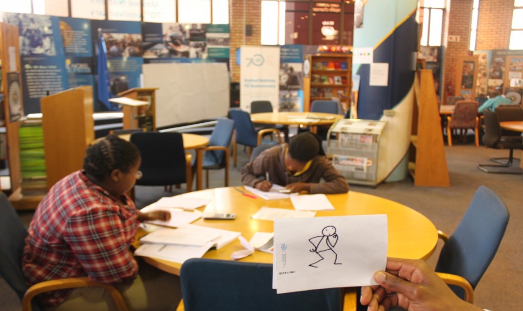 Elyx in South Africa - Picture 3 - Elyx visits the UN in the South Africa Library
